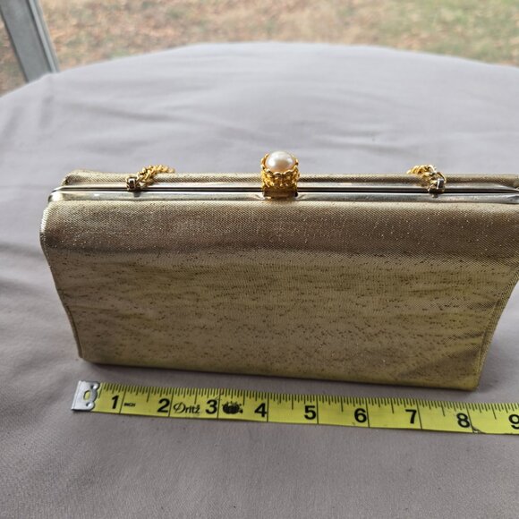 Vintage Gold Clutch Purse with Chain Strap Classic Evening Party - Picture 3 of 8
